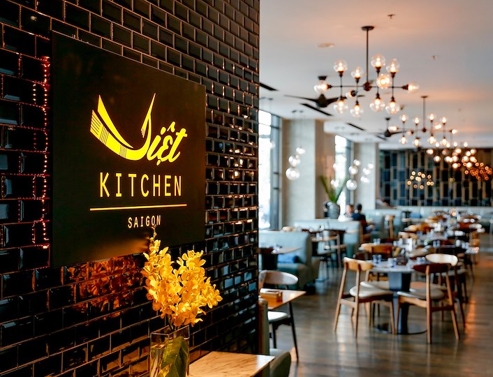 renaissance hotel kitchen