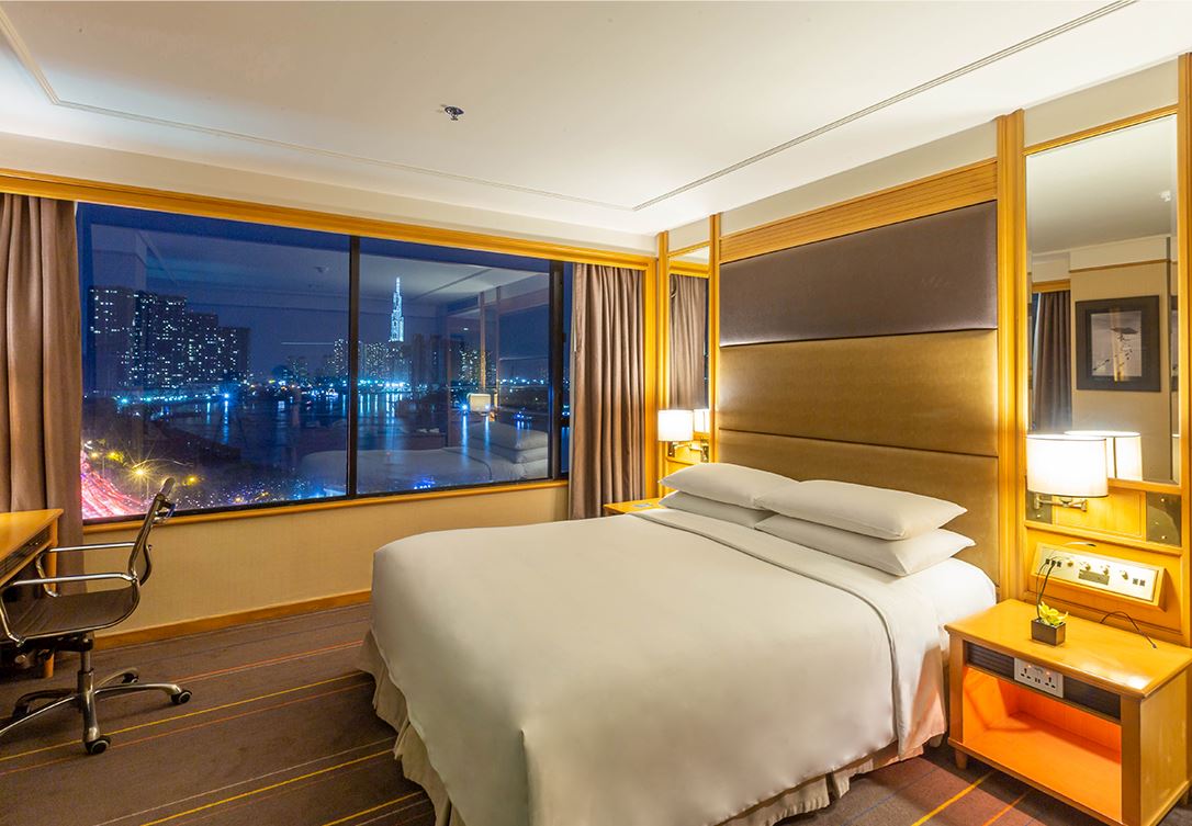 Renaissance Riverside Hotel Saigon - hotel rooms